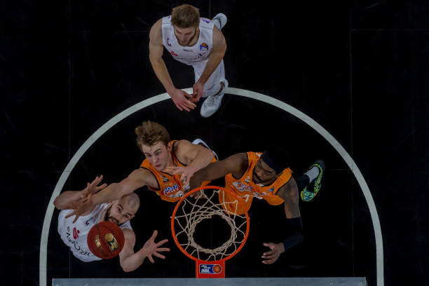 看看谁才是 看看谁才是