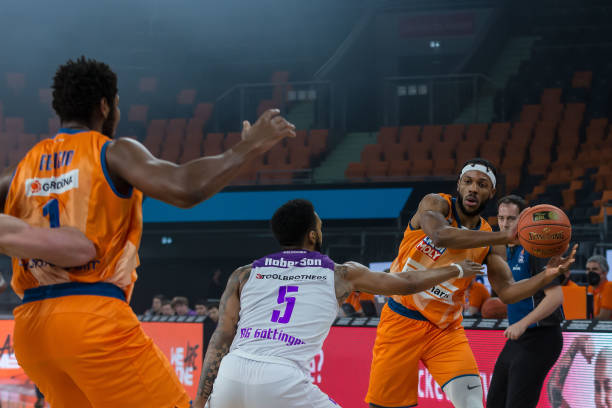 办的比赛不 办的比赛不