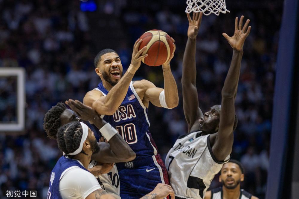 家人一同亮 家人一同亮