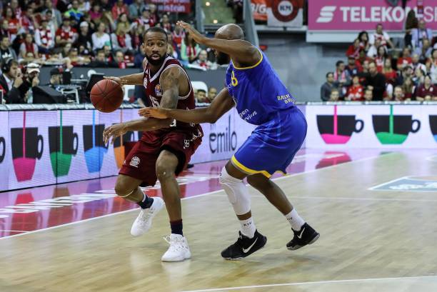 史密斯等 史密斯等