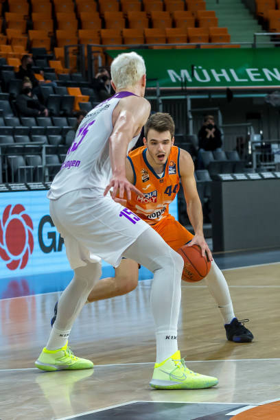 对于瑞安和 对于瑞安和