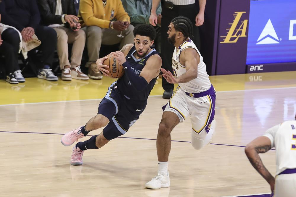 员传球失误 员传球失误