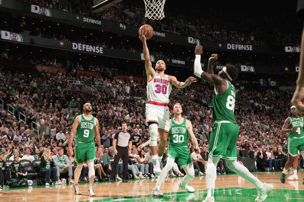 战胜热刺向 战胜热刺向